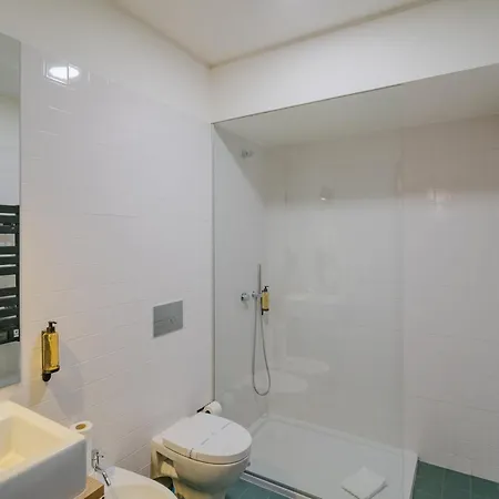 Apartment Feel Corporate Housing Campanha