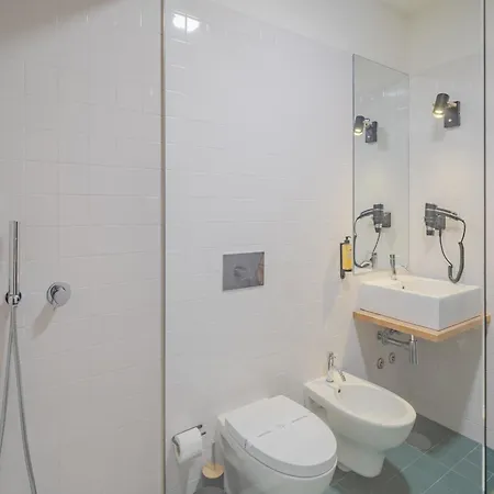 Feel Corporate Housing Campanha Apartment
